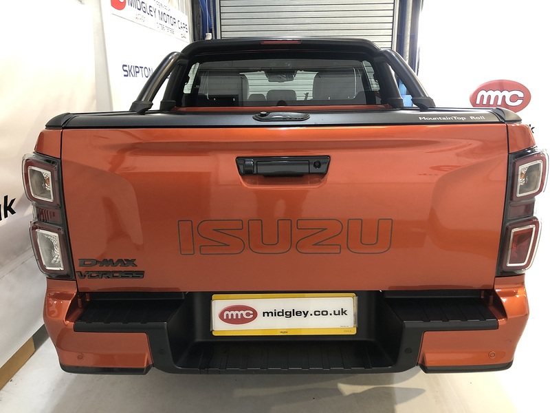 Isuzu 1.9 TD V-Cross Pickup Double Cab 4dr Diesel Auto 4WD Euro 6 (s/s) (164 ps)