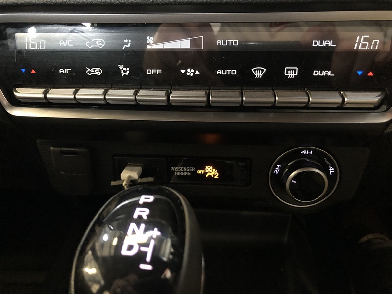 Isuzu 1.9 TD V-Cross Pickup Double Cab 4dr Diesel Auto 4WD Euro 6 (s/s) (164 ps)