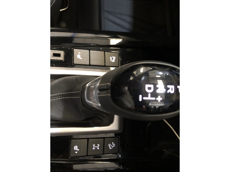 Isuzu 1.9 TD V-Cross Pickup Double Cab 4dr Diesel Auto 4WD Euro 6 (s/s) (164 ps)