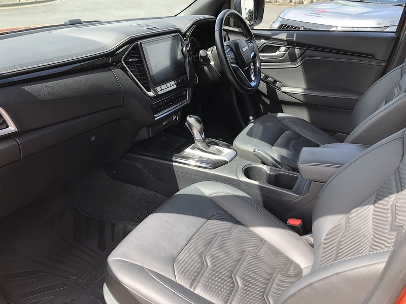Isuzu 1.9 TD V-Cross Pickup Double Cab 4dr Diesel Auto 4WD Euro 6 (s/s) (164 ps)