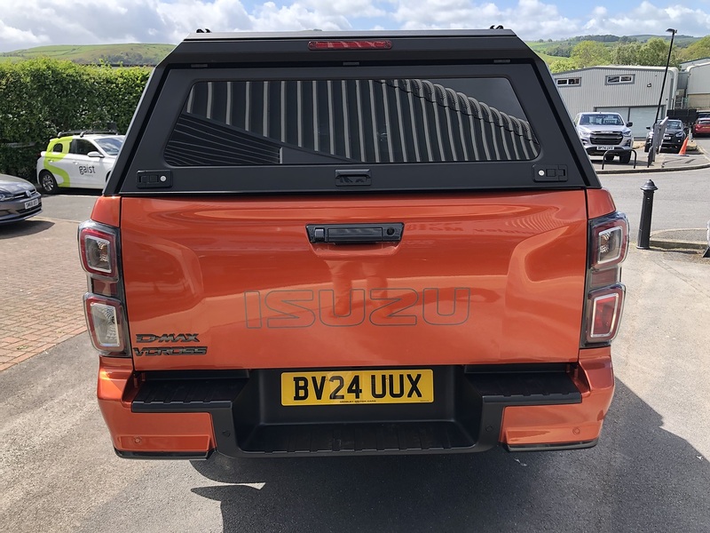 Isuzu 1.9 TD V-Cross Pickup Double Cab 4dr Diesel Auto 4WD Euro 6 (s/s) (164 ps)