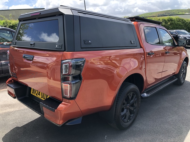 Isuzu 1.9 TD V-Cross Pickup Double Cab 4dr Diesel Auto 4WD Euro 6 (s/s) (164 ps)