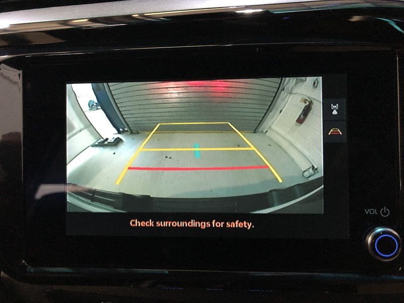 Toyota 2.8 D-4D-h Invincible X Pickup 4dr Diesel Hybrid Auto 4WD Euro 6 (204 ps)