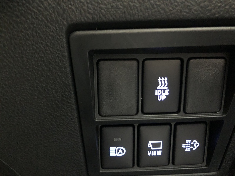 Toyota Invincible X 4Wd D-4D Dcb Pick Up 2.8 Automatic Diesel