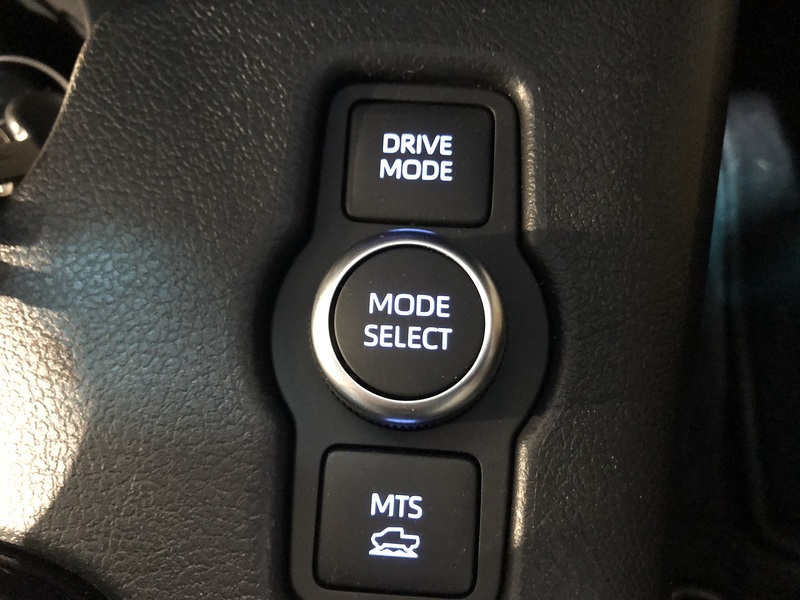 Toyota Invincible X 4Wd D-4D Dcb Pick Up 2.8 Automatic Diesel