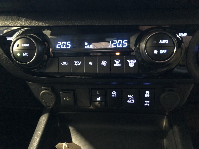 Toyota Invincible X 4Wd D-4D Dcb Pick Up 2.8 Automatic Diesel