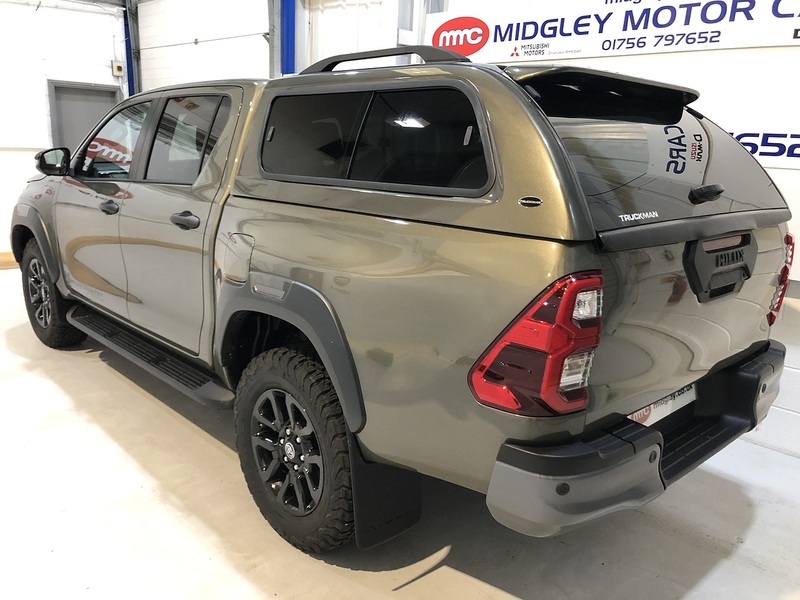 Toyota Invincible X 4Wd D-4D Dcb Pick Up 2.8 Automatic Diesel