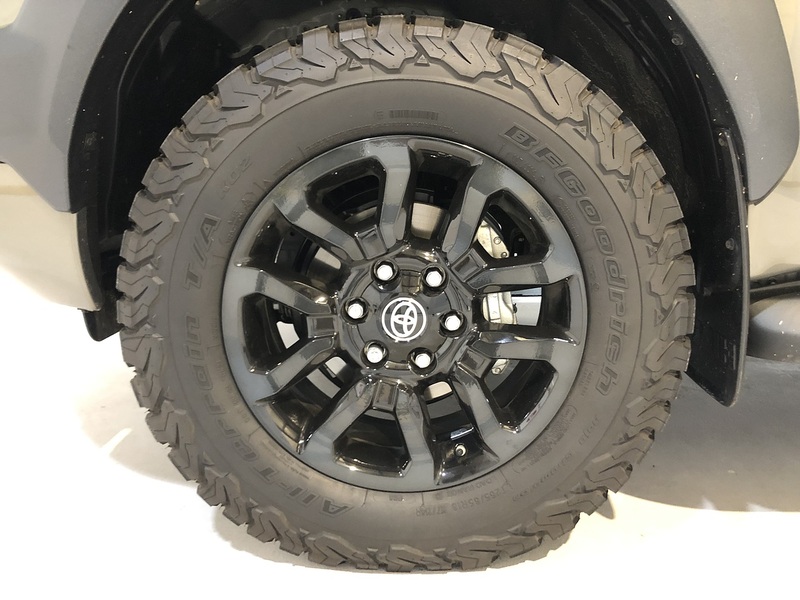 Toyota Invincible X 4Wd D-4D Dcb Pick Up 2.8 Automatic Diesel