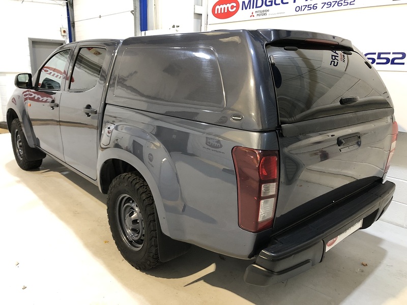 Isuzu Utility Double Cab Pick Up 1.9 Manual Diesel