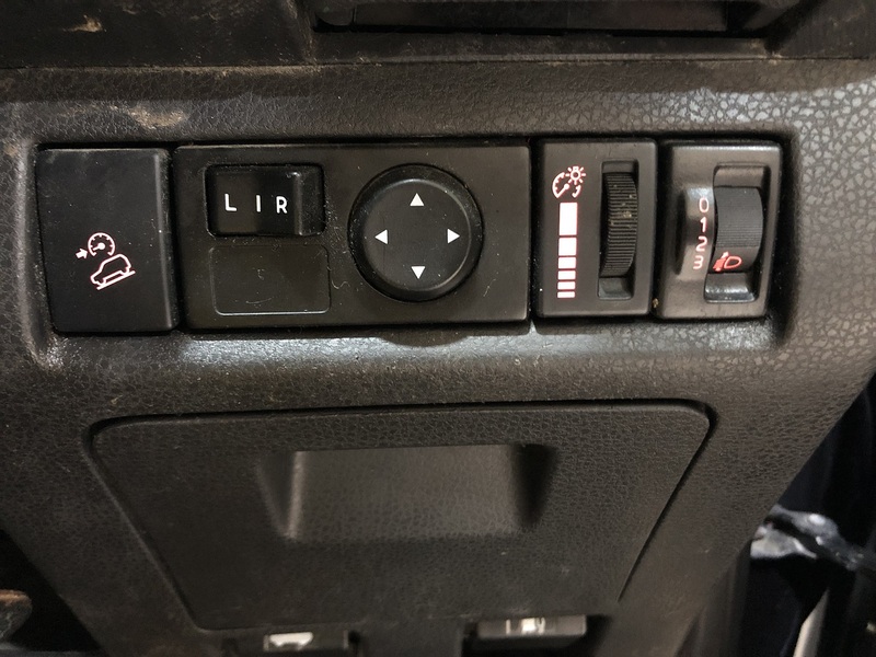 Isuzu Utility Double Cab Pick Up 1.9 Manual Diesel