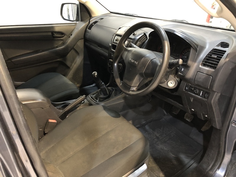 Isuzu Utility Double Cab Pick Up 1.9 Manual Diesel