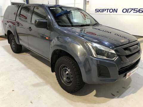 Utility Double Cab Pick Up 1.9 Manual Diesel