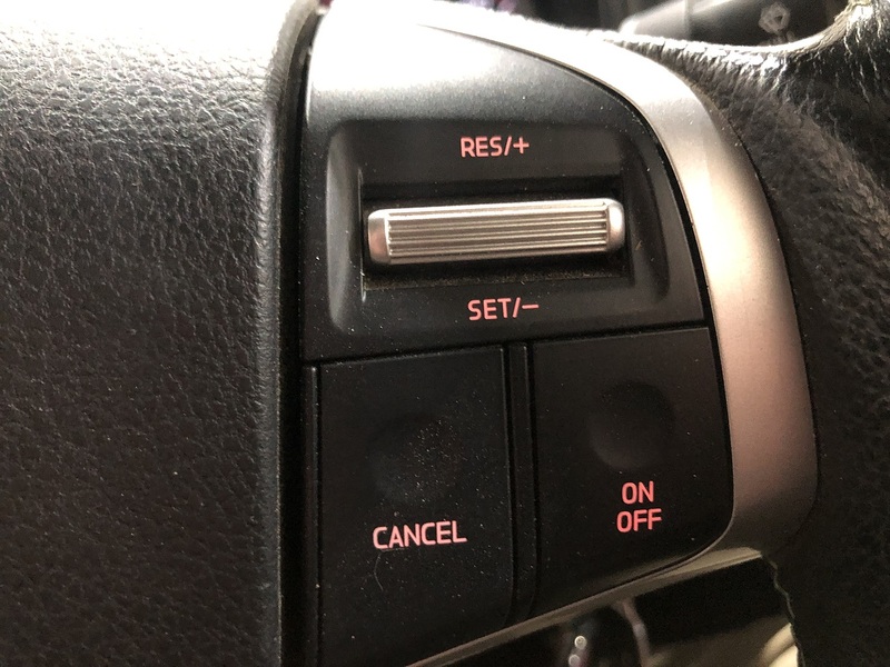 Isuzu Xtr Dcb Nav Plus Pick Up 1.9 Automatic Diesel