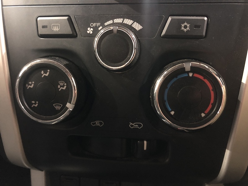 Isuzu Xtr Dcb Nav Plus Pick Up 1.9 Automatic Diesel