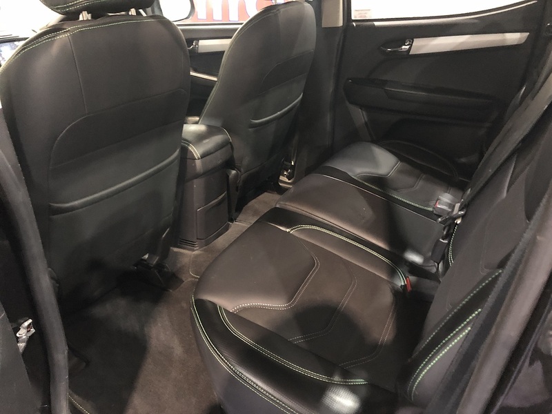 Isuzu Xtr Dcb Nav Plus Pick Up 1.9 Automatic Diesel