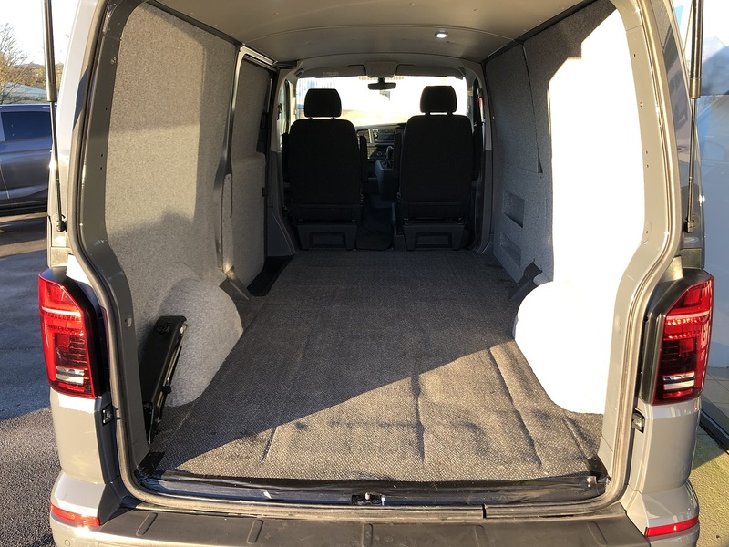 Volkswagen 2.0 TDI T30 Highline Panel Van 5dr Diesel DSG FWD LWB Euro 6 (s/s) (150 ps)