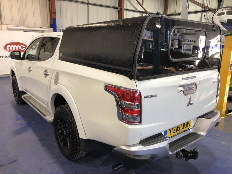 Mitsubishi DI-D DC Barbarian Pickup 2.4 Manual Diesel