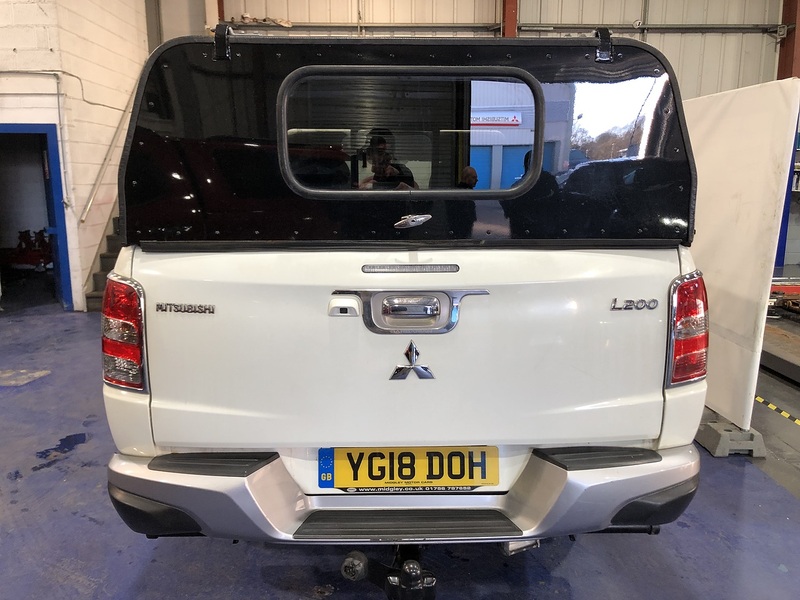 Mitsubishi DI-D DC Barbarian Pickup 2.4 Manual Diesel