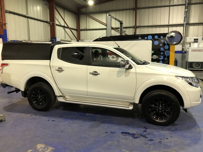 Mitsubishi DI-D DC Barbarian Pickup 2.4 Manual Diesel