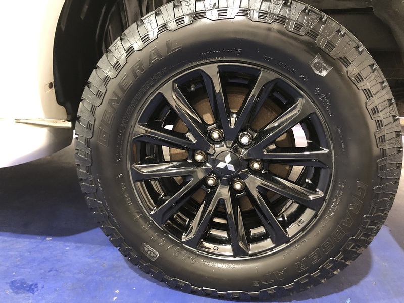 Mitsubishi DI-D DC Barbarian Pickup 2.4 Manual Diesel