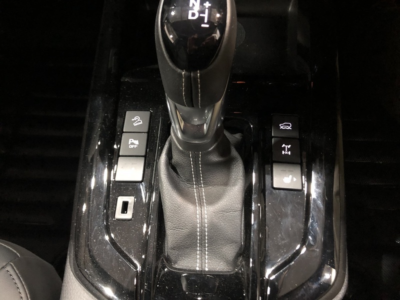 Isuzu V-Cross Dcb Pick Up 1.9 Automatic Diesel