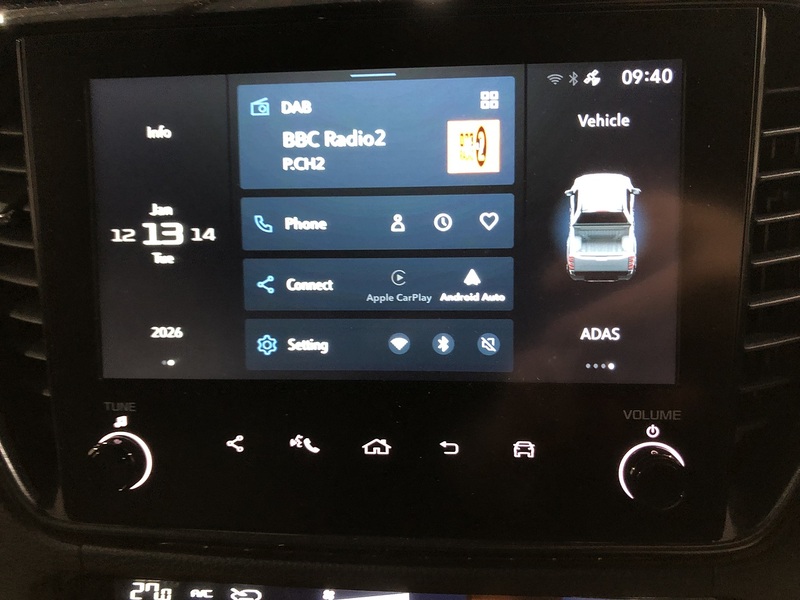 Isuzu V-Cross Dcb Pick Up 1.9 Automatic Diesel