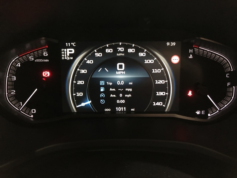 Isuzu V-Cross Dcb Pick Up 1.9 Automatic Diesel