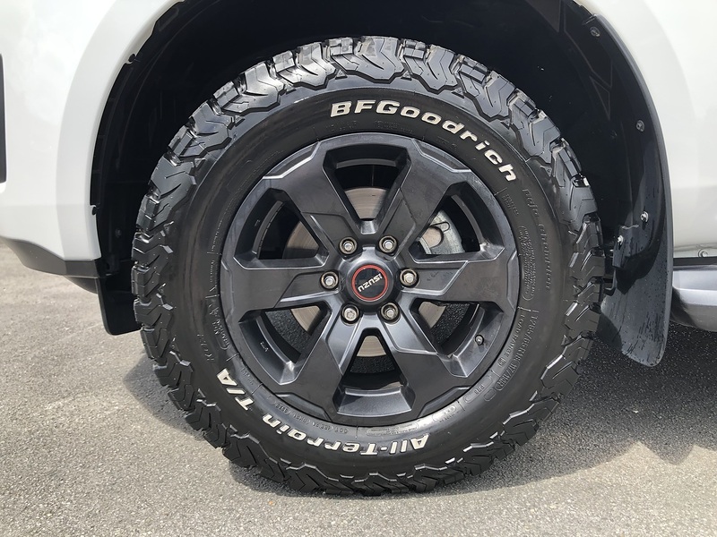 Isuzu V-Cross Dcb Pick Up 1.9 Automatic Diesel