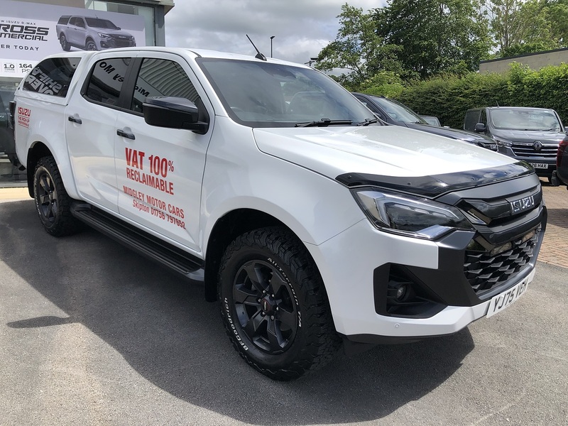 Isuzu V-Cross Dcb Pick Up 1.9 Automatic Diesel