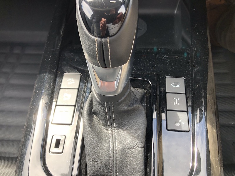 Isuzu V-Cross Dcb Pick Up 1.9 Automatic Diesel
