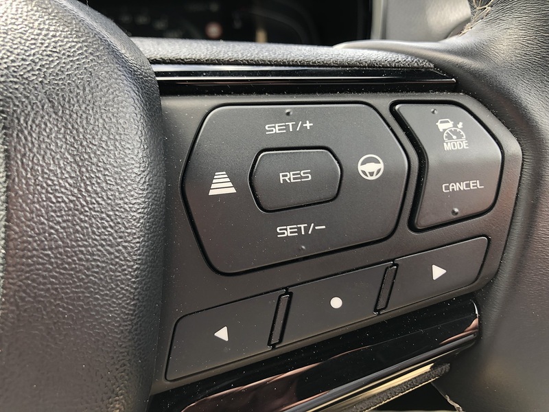 Isuzu V-Cross Dcb Pick Up 1.9 Automatic Diesel