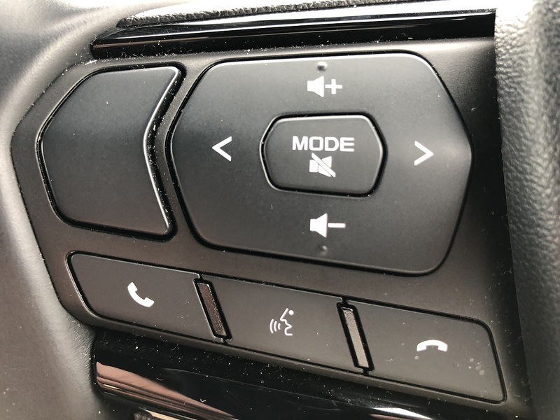 Isuzu V-Cross Dcb Pick Up 1.9 Automatic Diesel