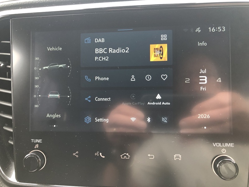 Isuzu V-Cross Dcb Pick Up 1.9 Automatic Diesel