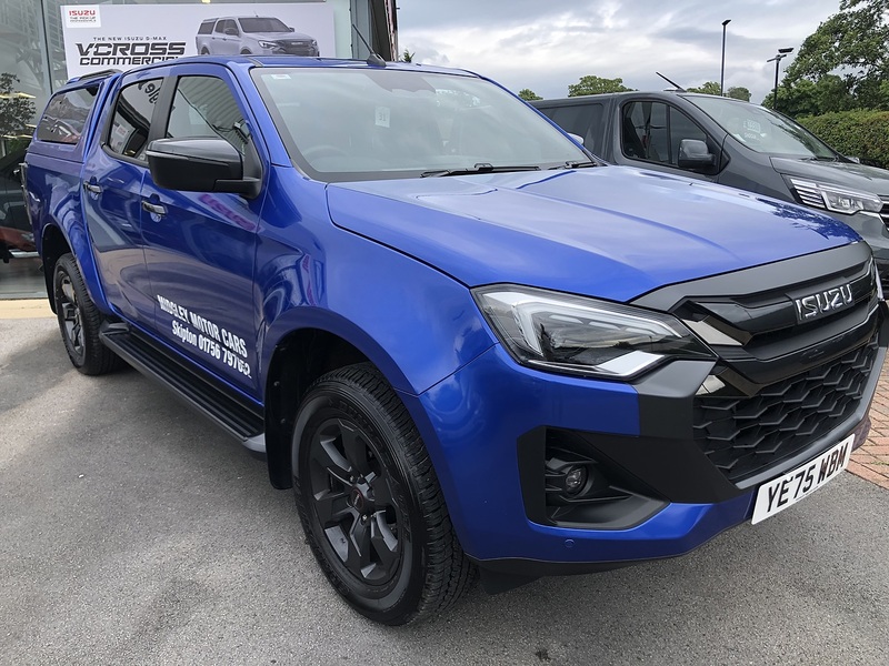 Isuzu V-Cross Dcb Pick Up 1.9 Automatic Diesel