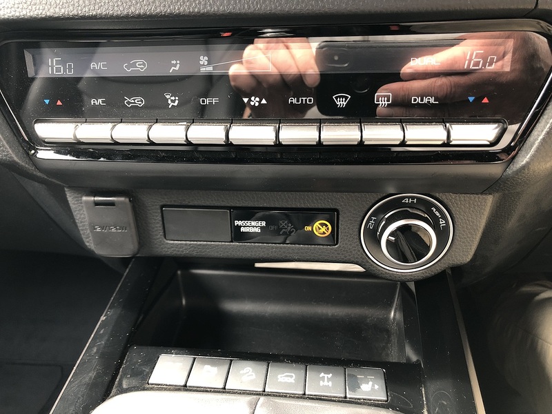 Isuzu Dl40 Dcb Pick Up 1.9 Manual Diesel