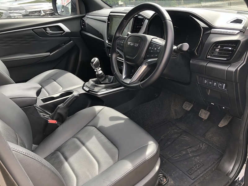 Isuzu Dl40 Dcb Pick Up 1.9 Manual Diesel