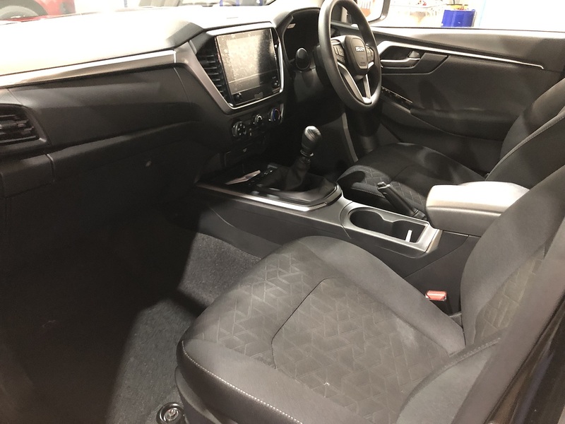 Isuzu Dl20 Dcb Pick Up 1.9 Manual Diesel