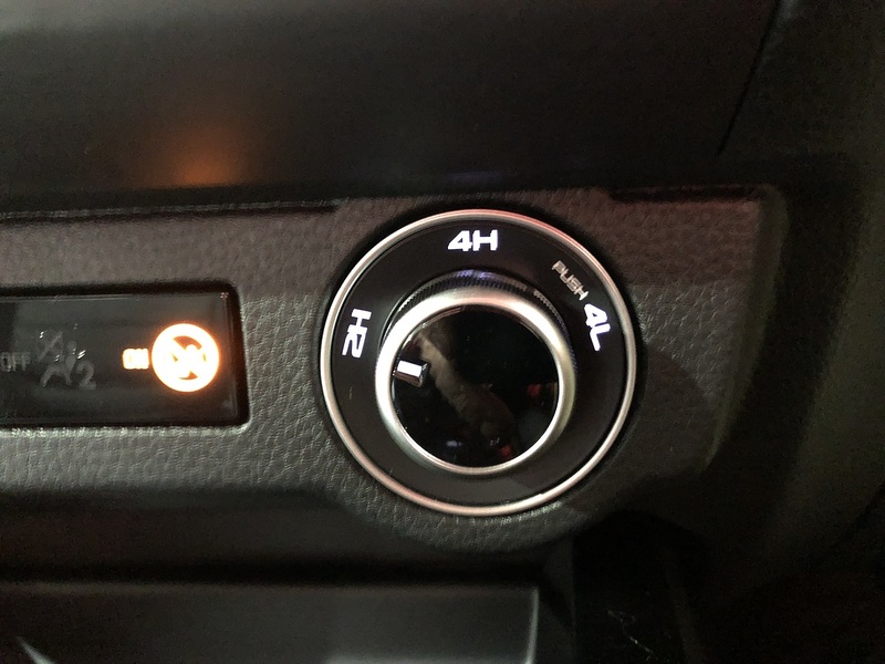 Isuzu Dl40 Dcb Pick Up 1.9 Automatic Diesel