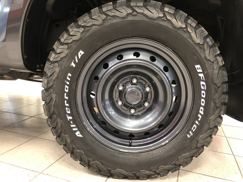 Isuzu Utility Dcb Pick Up 1.9 Manual Diesel