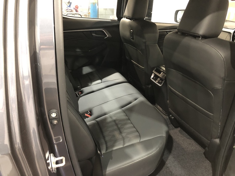 Isuzu Dl40 Dcb Pick Up 1.9 Automatic Diesel