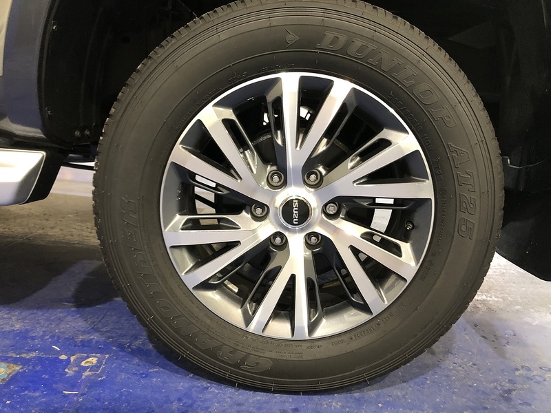 Isuzu Dl40 Dcb Pick Up 1.9 Automatic Diesel