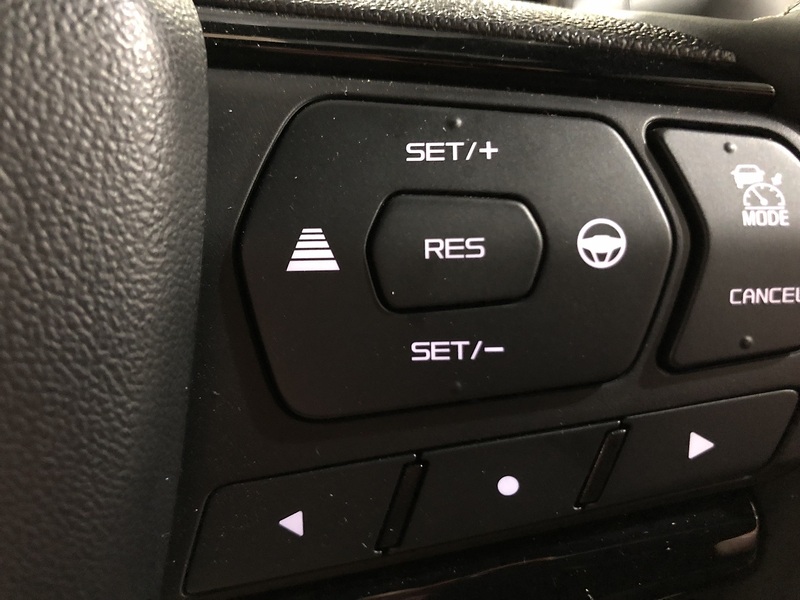 Isuzu V-Cross Steel Dcb 1.9 Pick Up Automatic Diesel