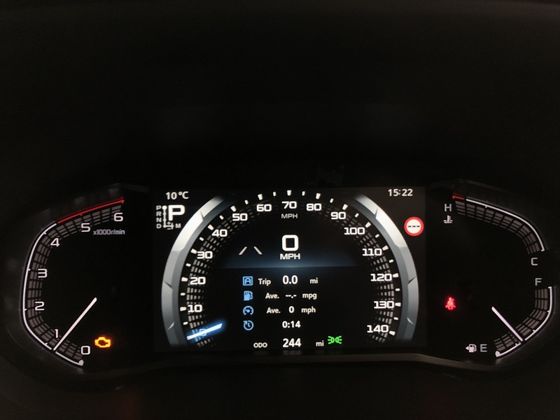 Isuzu V-Cross Steel Dcb 1.9 Pick Up Automatic Diesel