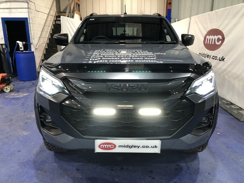 Isuzu V-Cross Steel Dcb 1.9 Pick Up Automatic Diesel