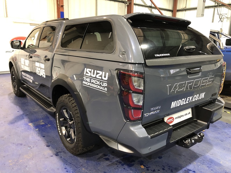 Isuzu V-Cross Steel Dcb 1.9 Pick Up Automatic Diesel