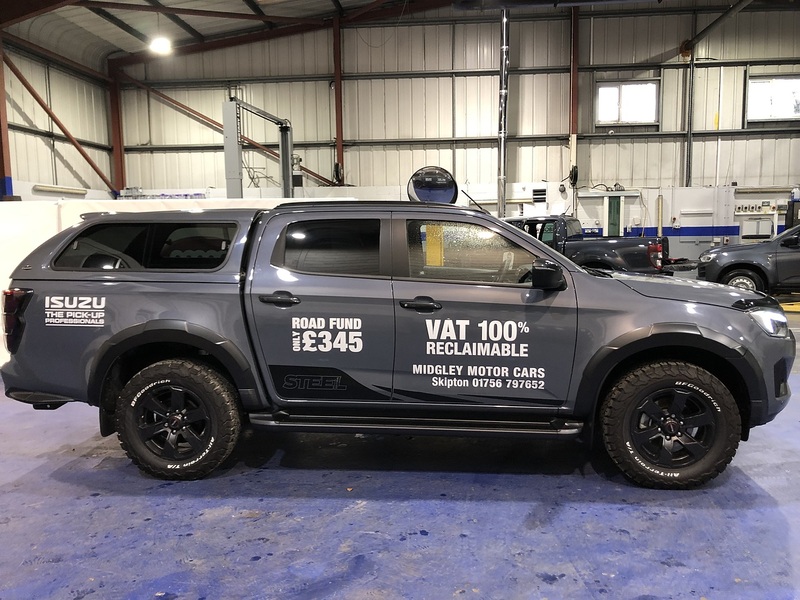 Isuzu V-Cross Steel Dcb 1.9 Pick Up Automatic Diesel