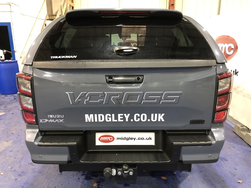 Isuzu V-Cross Steel Dcb 1.9 Pick Up Automatic Diesel