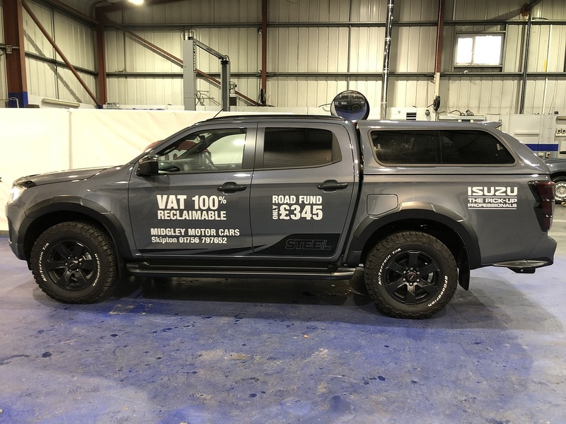 Isuzu V-Cross Steel Dcb 1.9 Pick Up Automatic Diesel