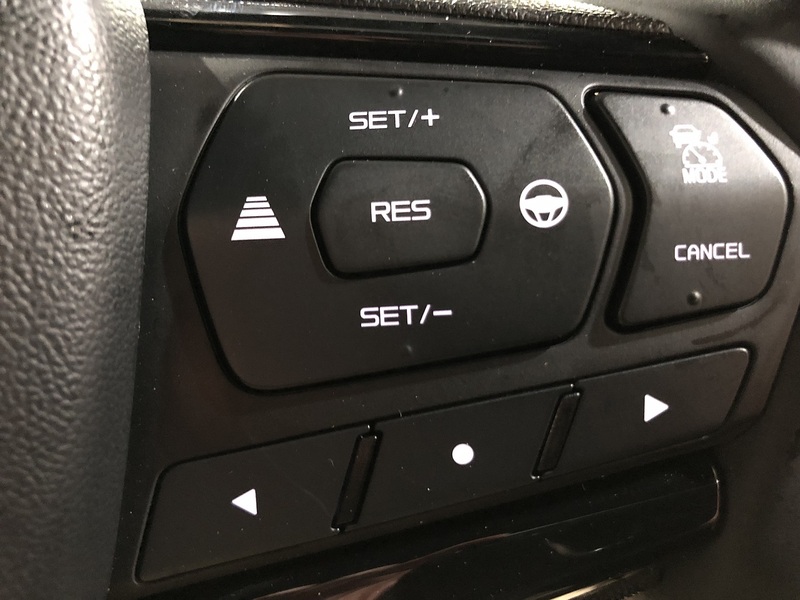 Isuzu V-Cross Commercial 1.9 Pick Up Automatic Diesel