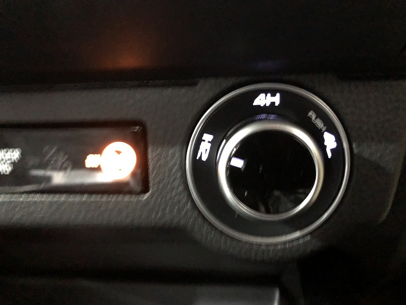 Isuzu V-Cross Commercial 1.9 Pick Up Automatic Diesel